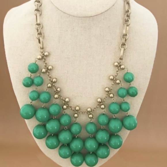 STELLA & DOT • Kelly Green Jolie Statement Necklace - Picture 6 of 9